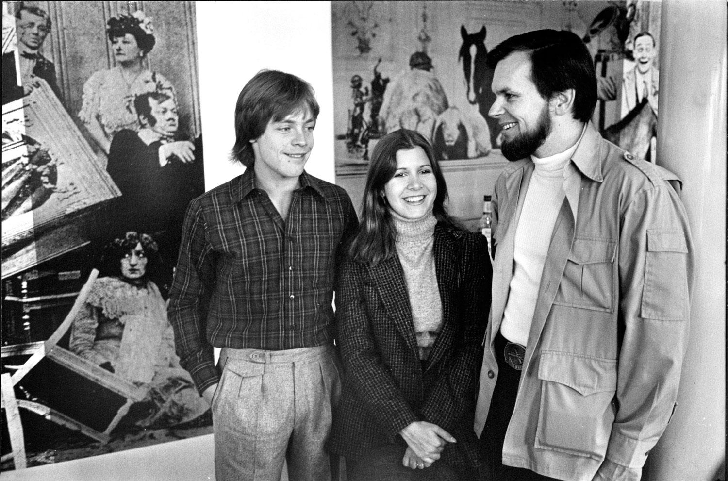 Star Wars-producenten Gary Kurtz i Sverige tillsammans med skådespelarna Carrie Fisher och Mark Hamill.
