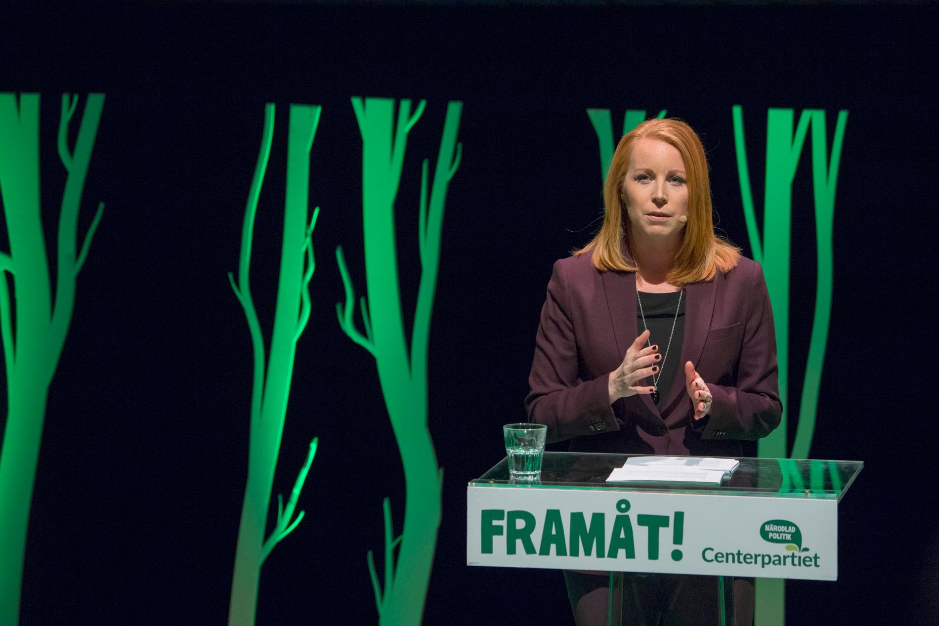 Partiledare Annie Lööf talar på Centerpartiets kommundagar i Folkets hus i Umeå.