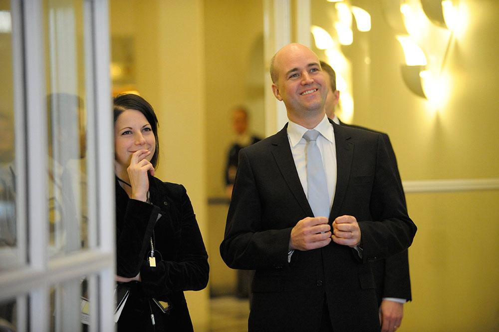 Roberta Alenius och Fredrik Reinfeldt, foto från 2009.