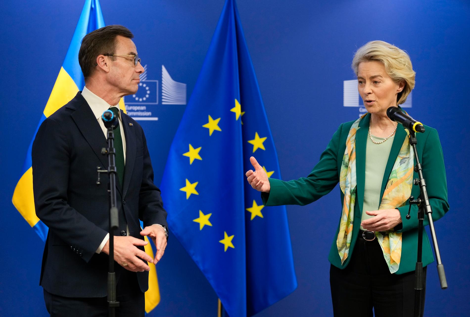 Statsminister Ulf Kristersson på besök hos Ursula von der Leyen, som är favorit till att få fortsätta som ordförande i EU-kommissionen i fem år till.