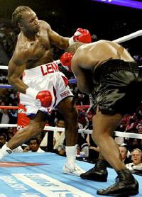 Lewis försvarade sin titel mot Mike Tyson i natt.