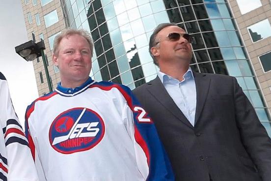 Thomas Steen och Dale Hawerchuk, båda legendarer i Winnipeg Jets.