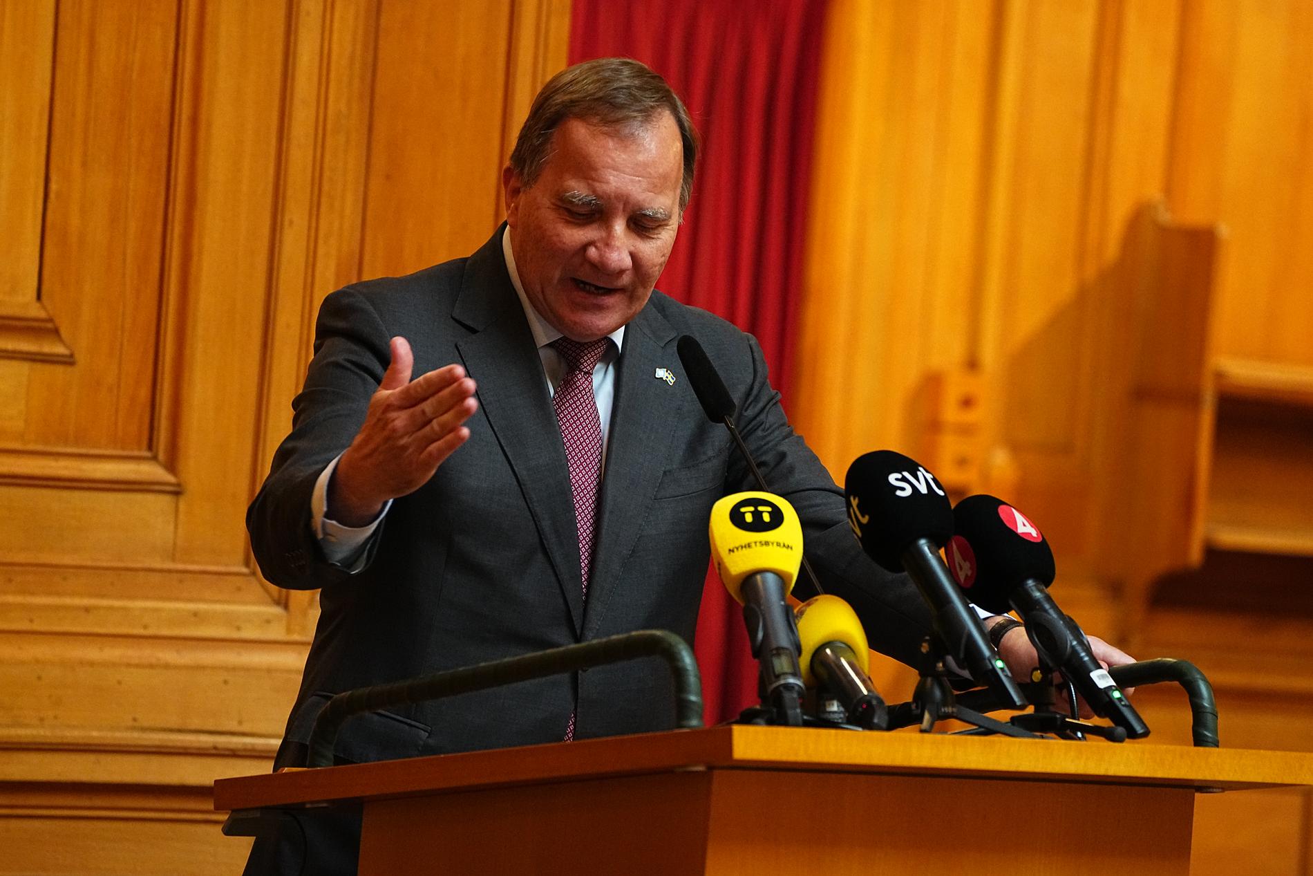 Vid en pressträff efter mötet med talmannen meddelade Stefan Löfven att han avgår om budgeten inte får stöd. 