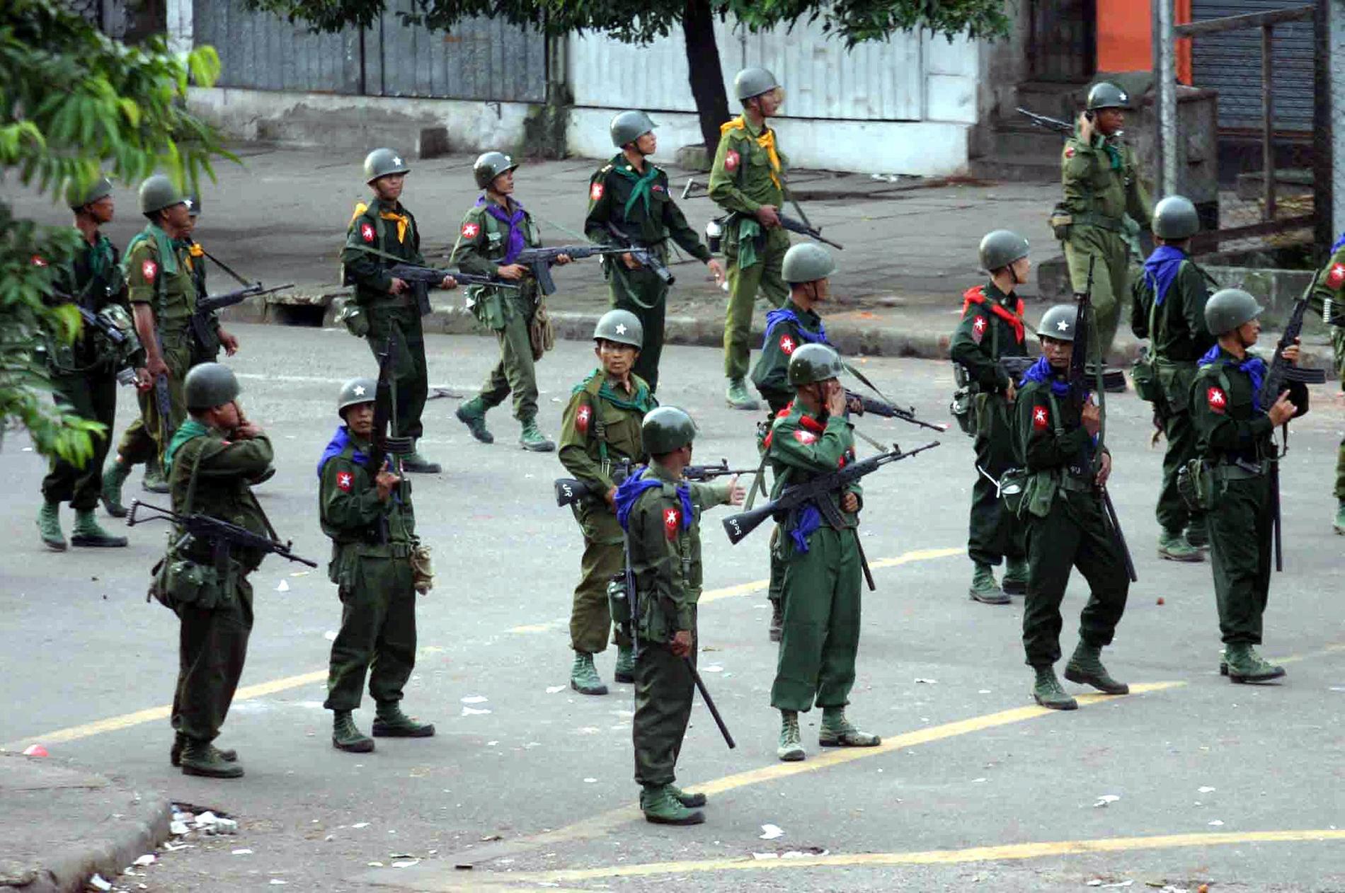 Militären i Myanmar. Obs: Arkivbild. 