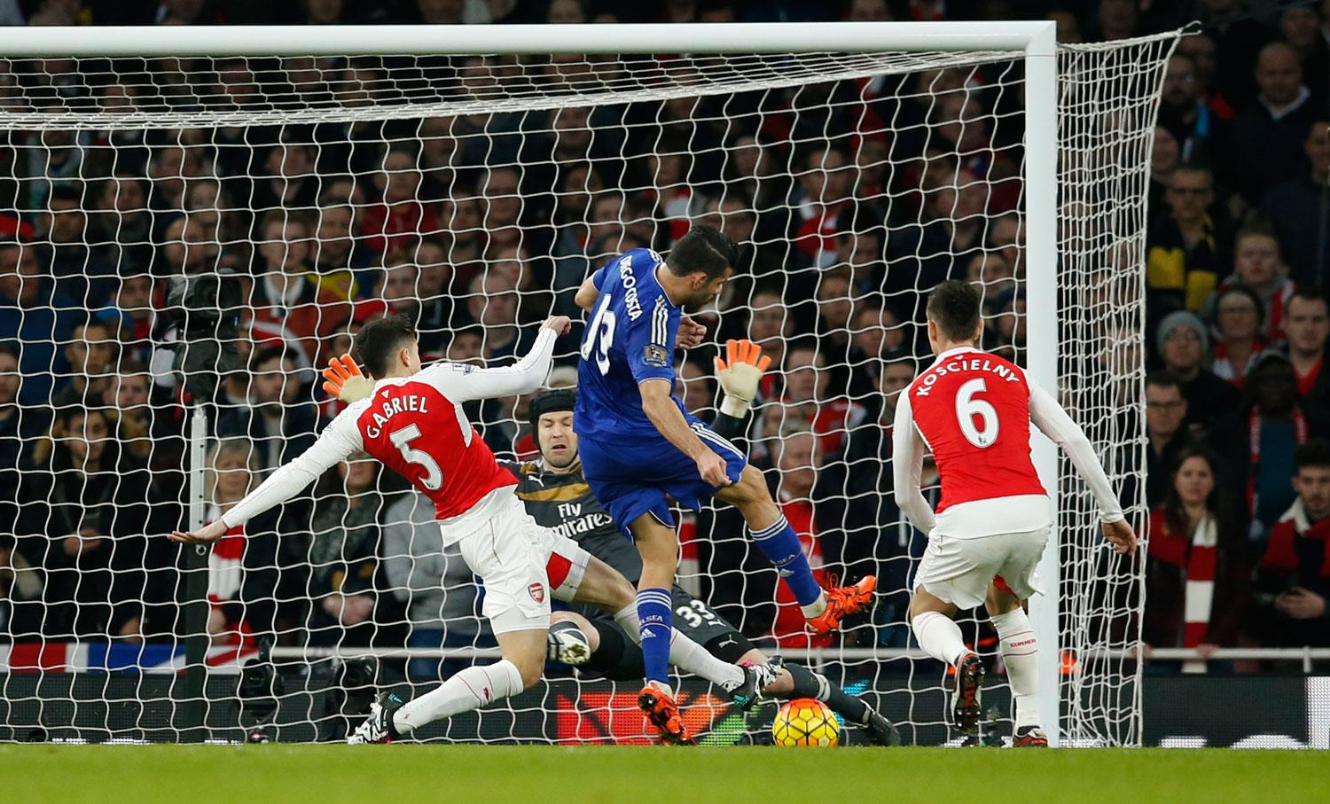 Costa gör segermålet mot Arsenal.