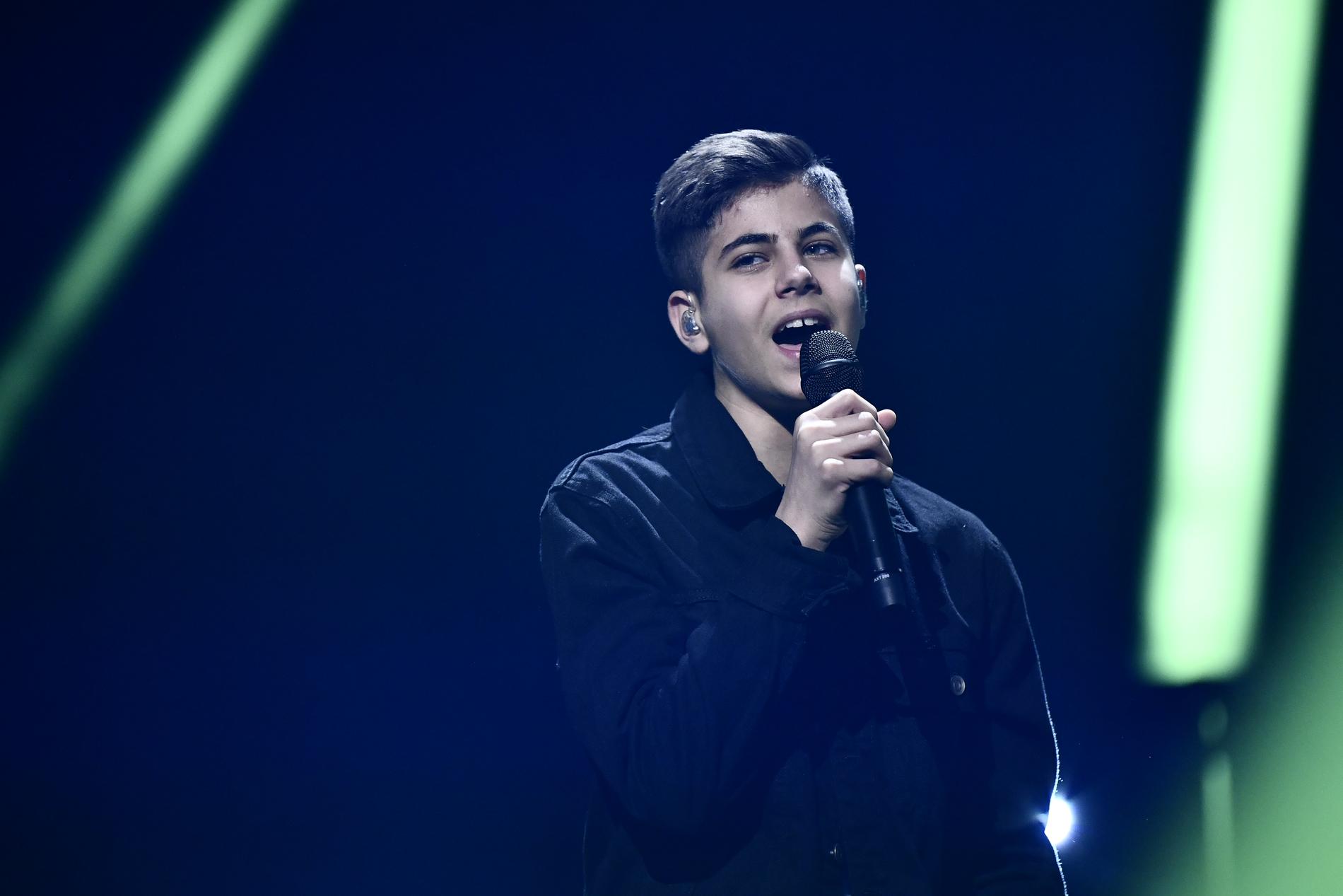 Bishara Morad under repetitionerna i Lidköpings arena under Melodifestivalen 2019
