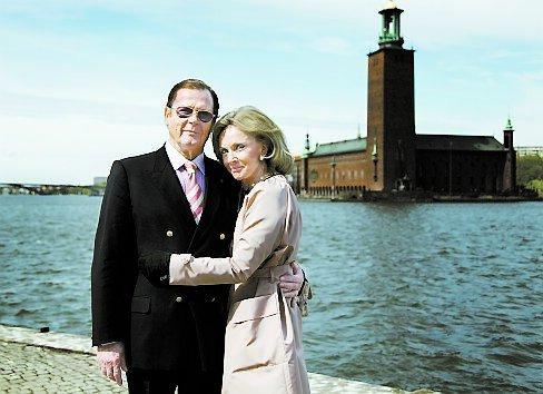 Roger Moore och hans svenska fru Kristina