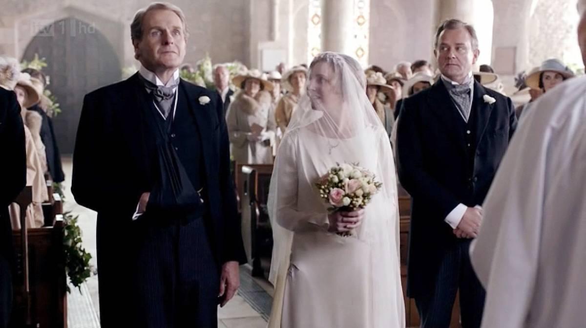 BANGAR UR Sir Anthony väntar verkligen till sista stund med att bryta förlovningen i Downton Abbey. ”Jag tänker på sveket. Det är oerhört traumatiskt”, säger Aftonbladets relationsexpert Eva Rusz.