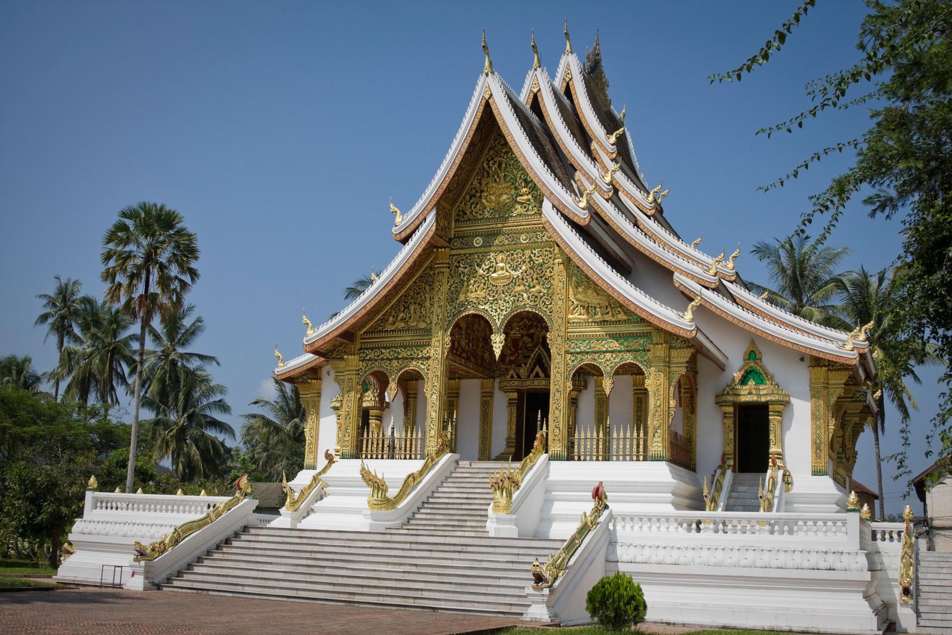 1. Luang Prabang, Laos För tredje året i rad toppar Luang Prabang listan. Staden är ett av UNESCO:s världsarv – inte minst för sina gyllene tempel, enastående arkitektur, fina floder och vackra vattenfall.