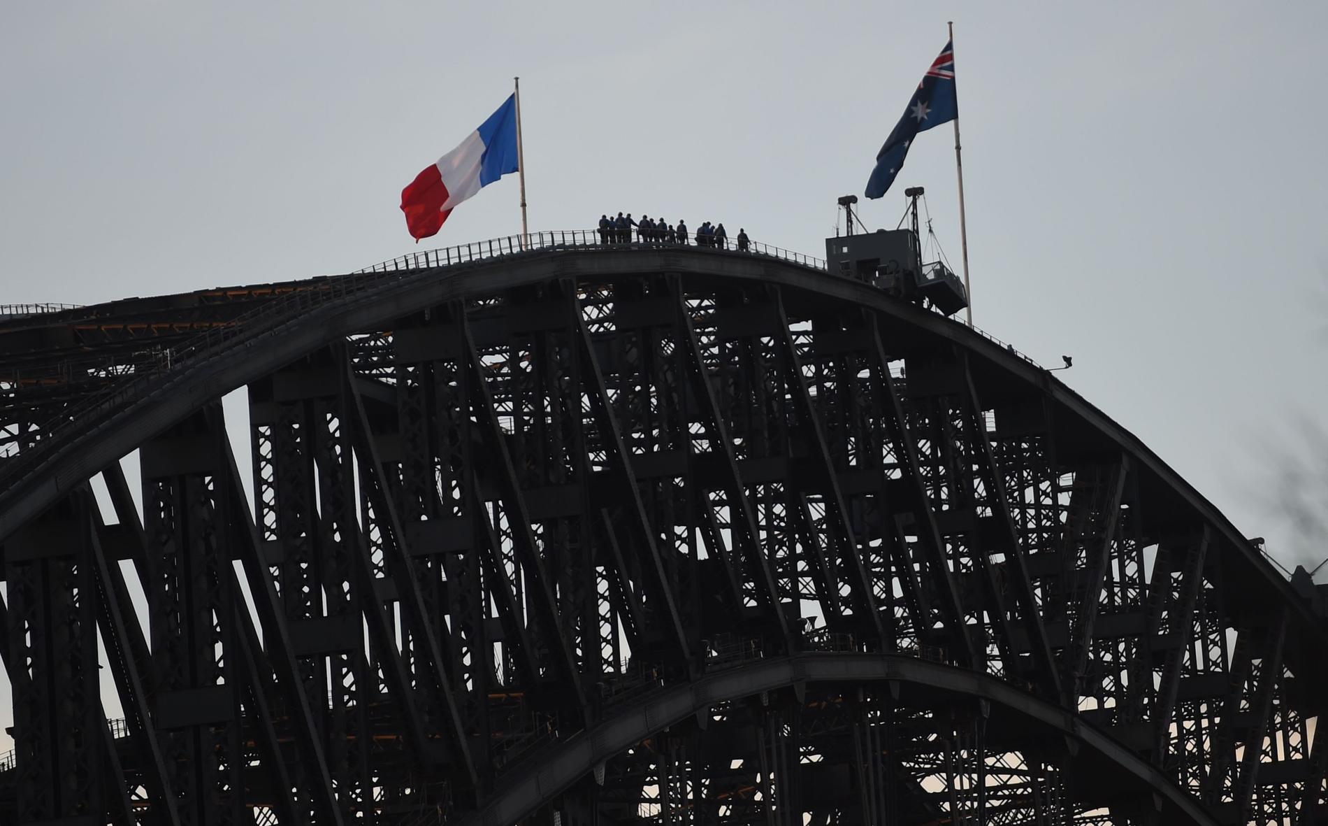 I Sydney i Australien vajade den franska flaggan.