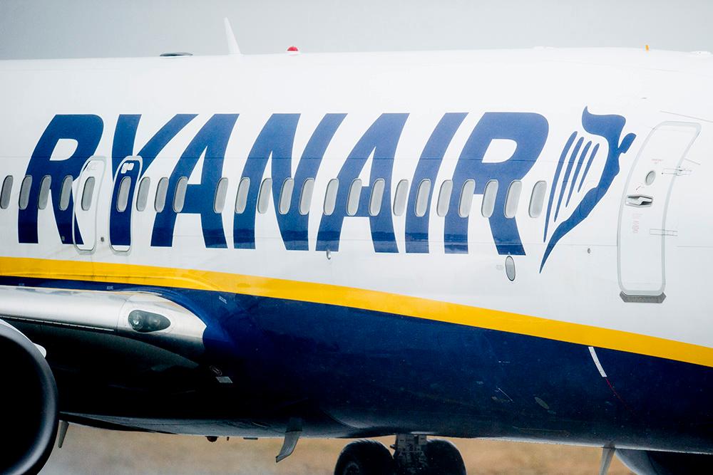 Från och med november kommer handbagaget att kosta på Ryanairs flygningar.