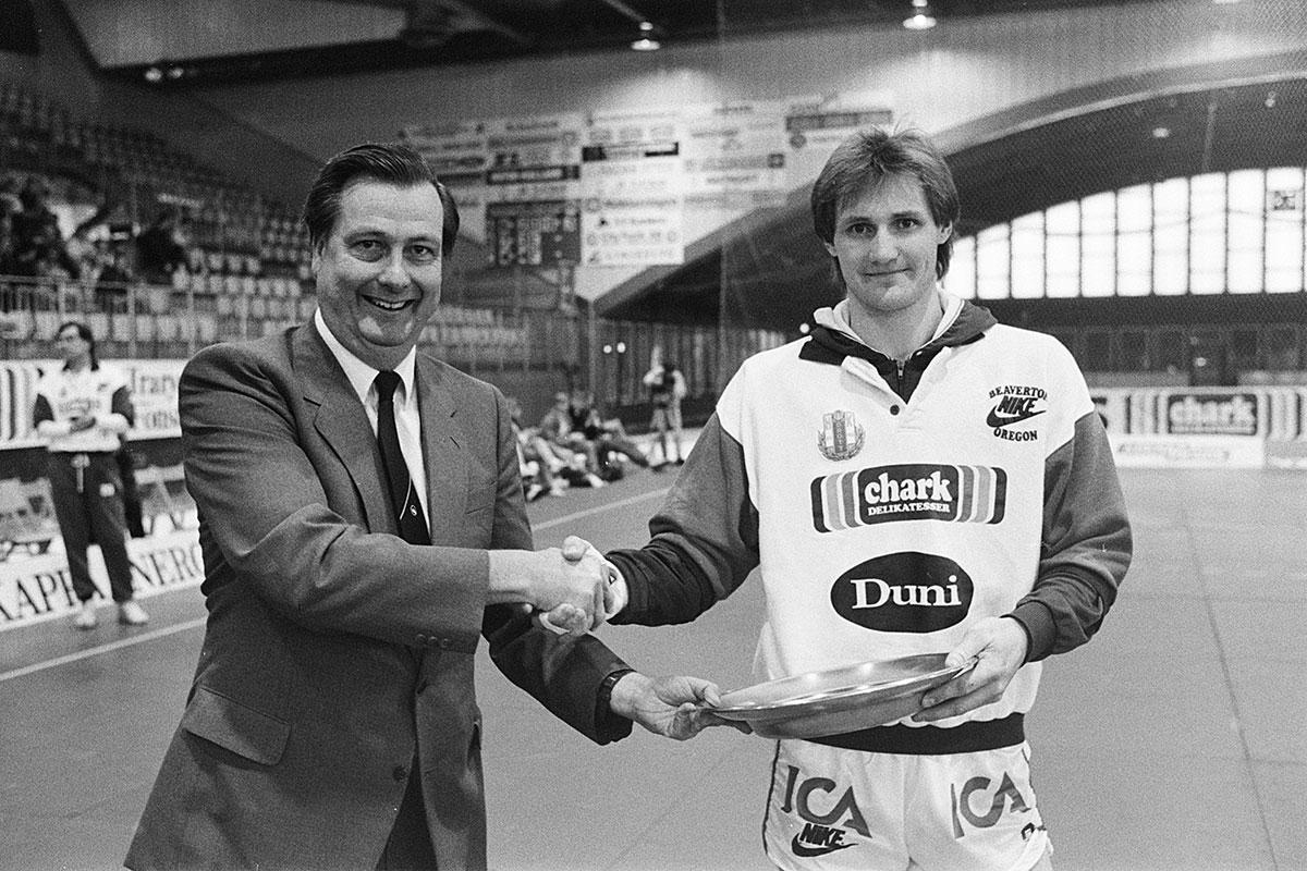1989 blev Ola Lindgren årets spelare i svensk handboll.