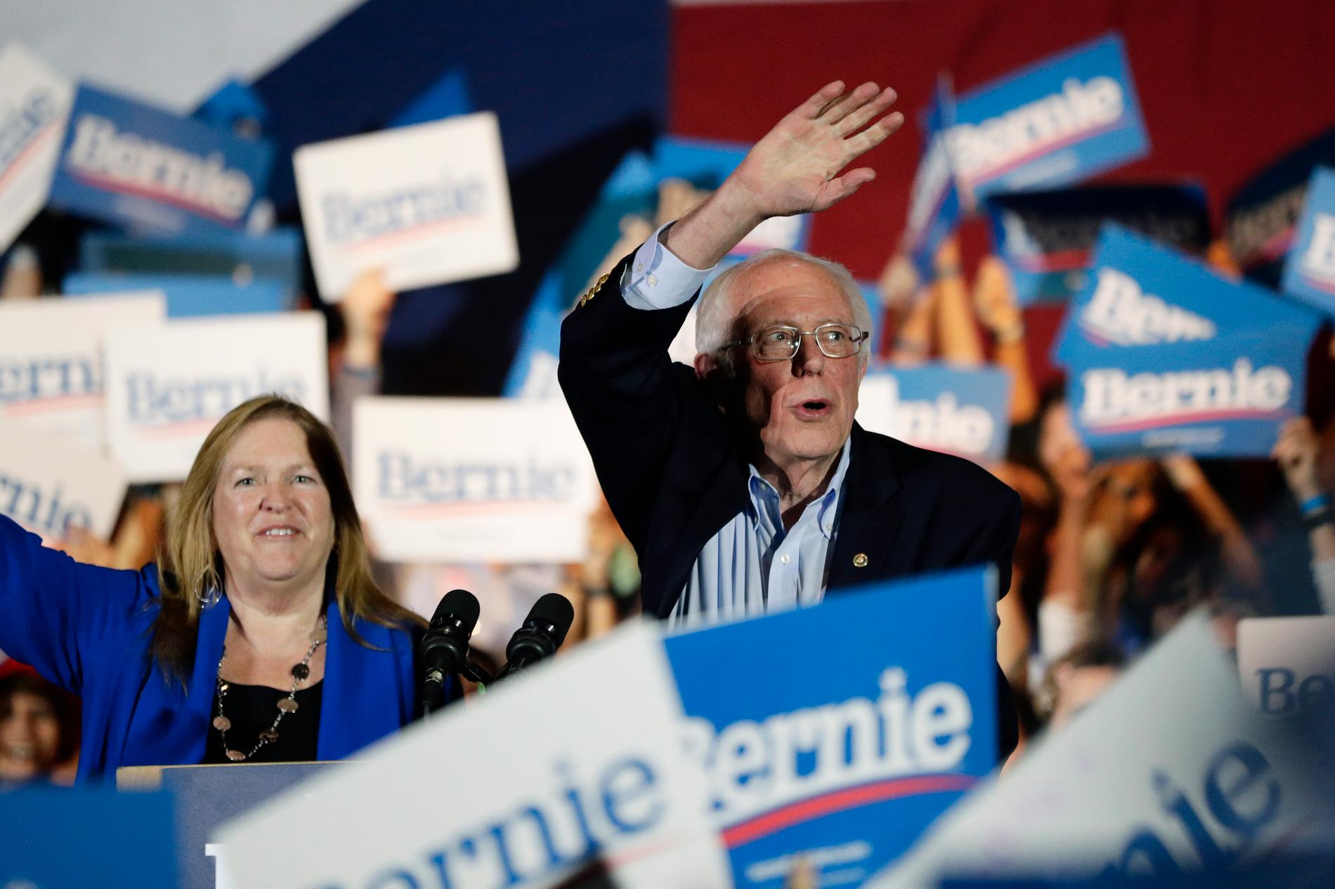 Bernie Sanders segrade stort vid Demokraternas nomineringsmöte i Nevada.