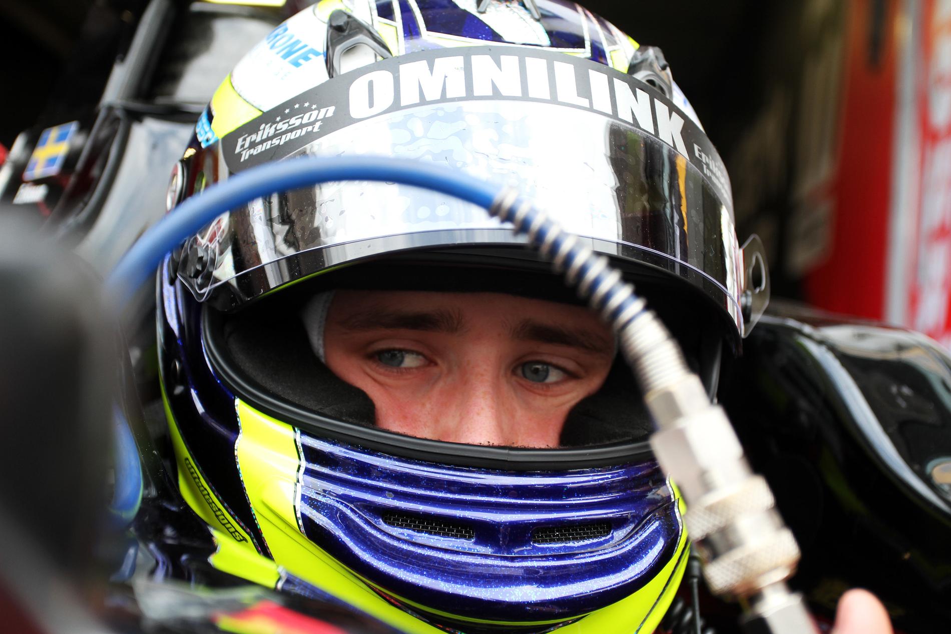 Joel Eriksson snabb under testerna i Formel 3