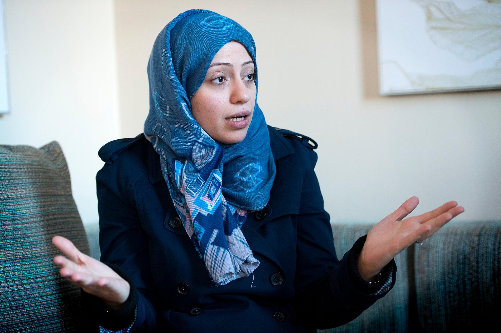 Den nu gripna kvinnliga människorättsaktivisten Samar Badawi, i samband med ett besök i Stockholm 2013.