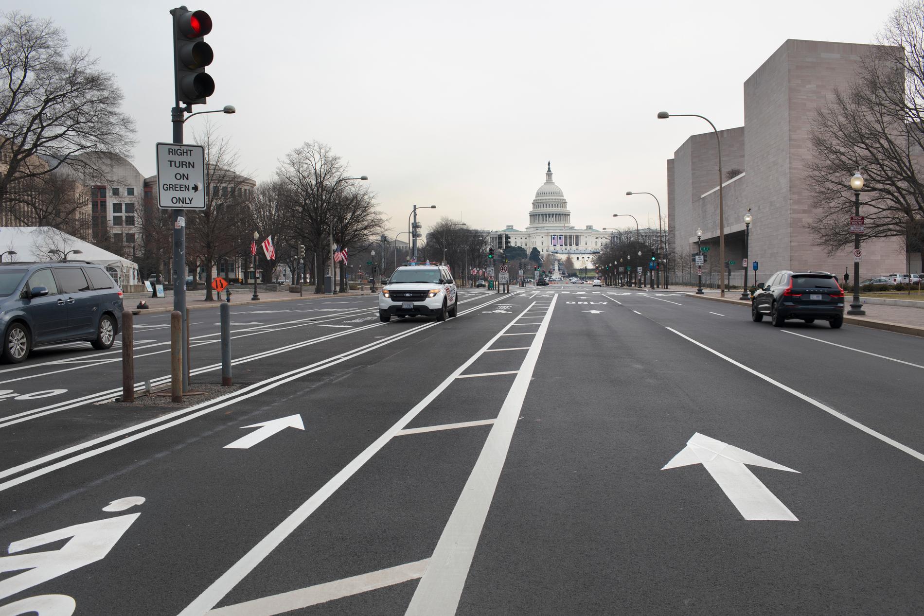 Fem dagar efter stormningen av kongressen är det tomt på gatorna. 