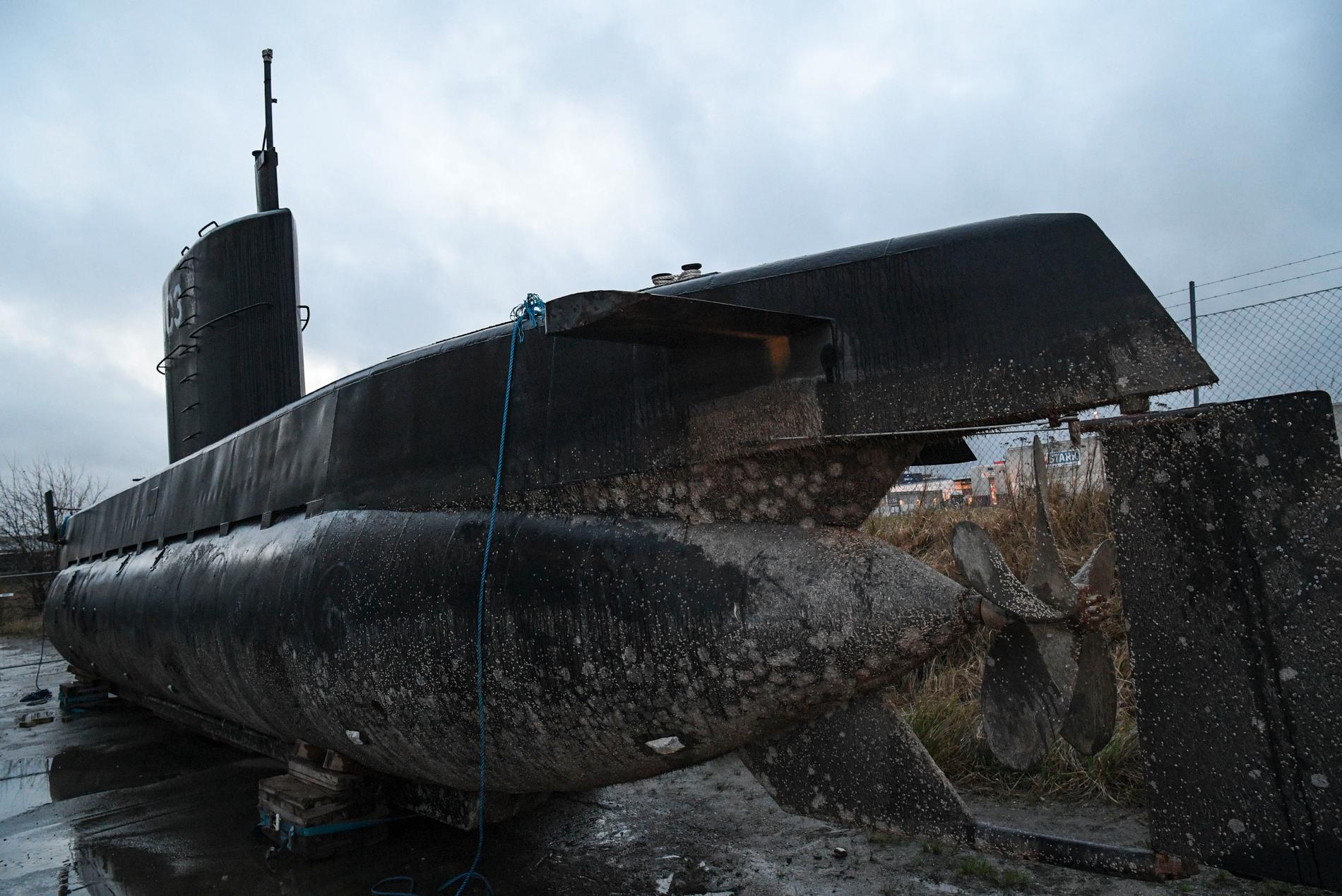 Ubåten UC3 Nautilus, fotograferad i regnet i Nordhavn i Köpenhamn i januari 2018.