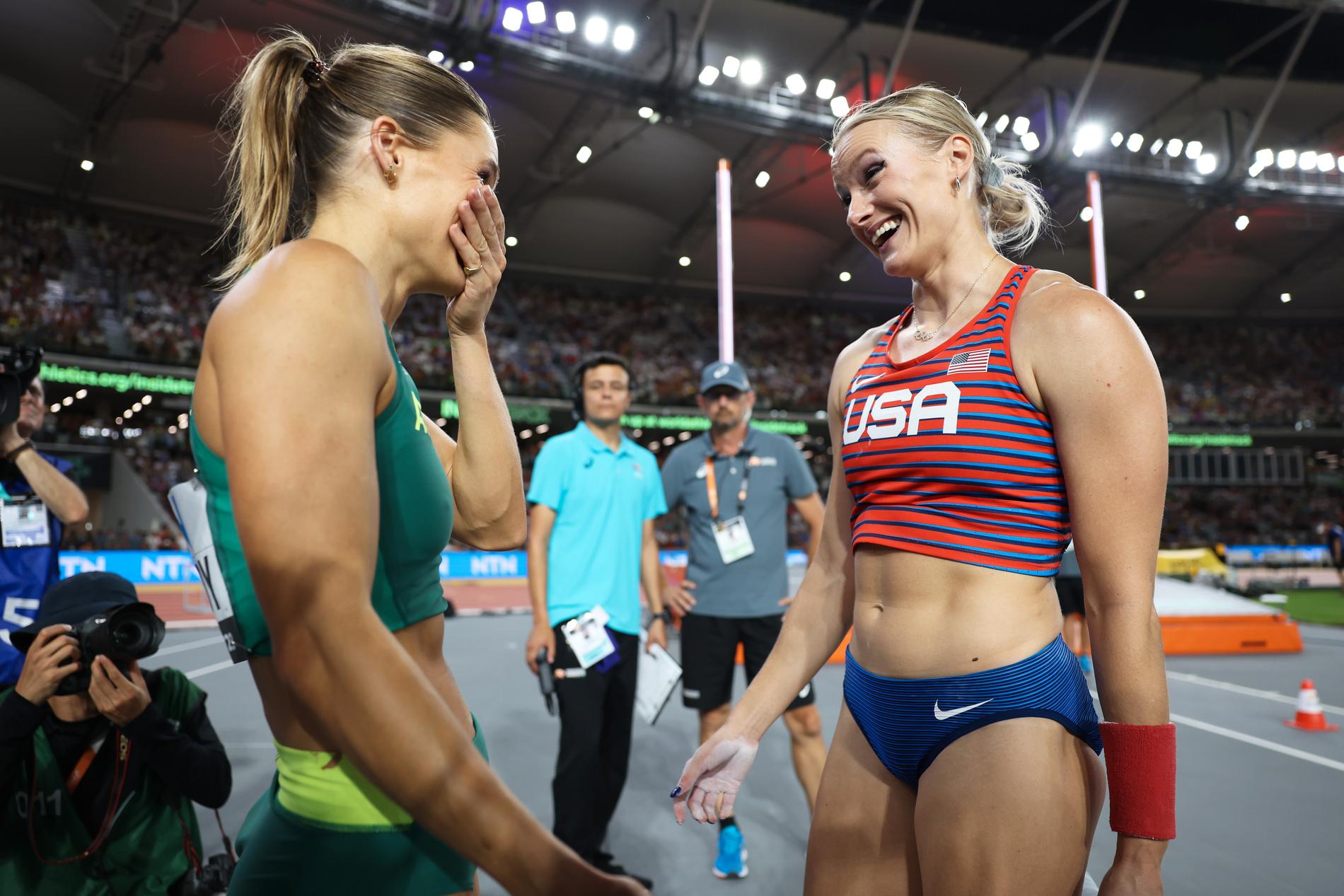 Nina Kennedy och Katie Moon kommer överens om att dela på VM-guldet.