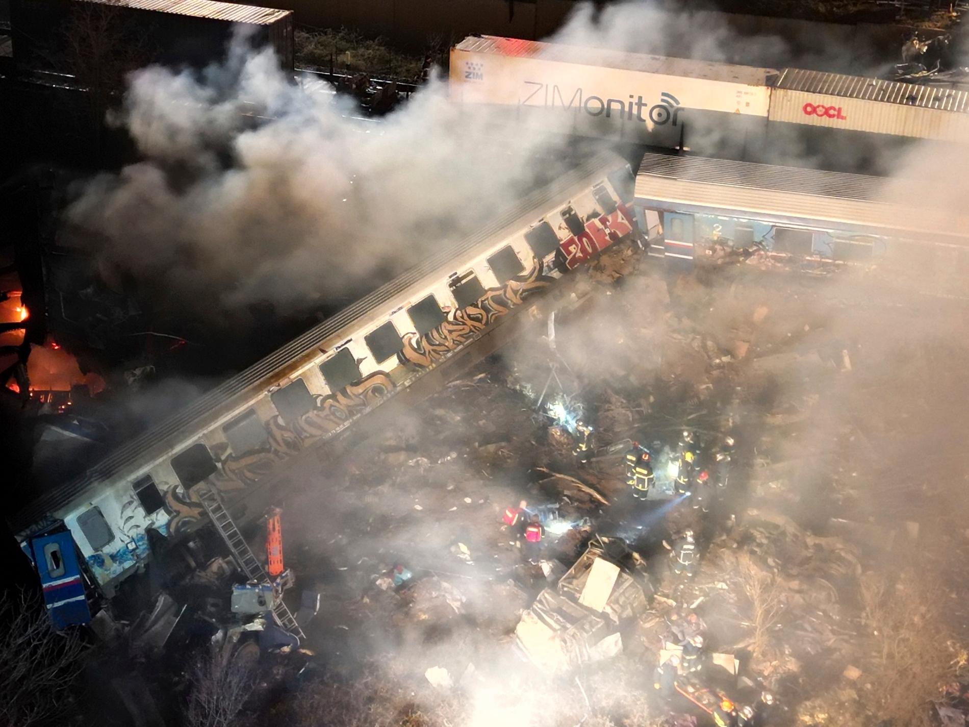 Minst 26 döda i tågkrasch i Grekland
