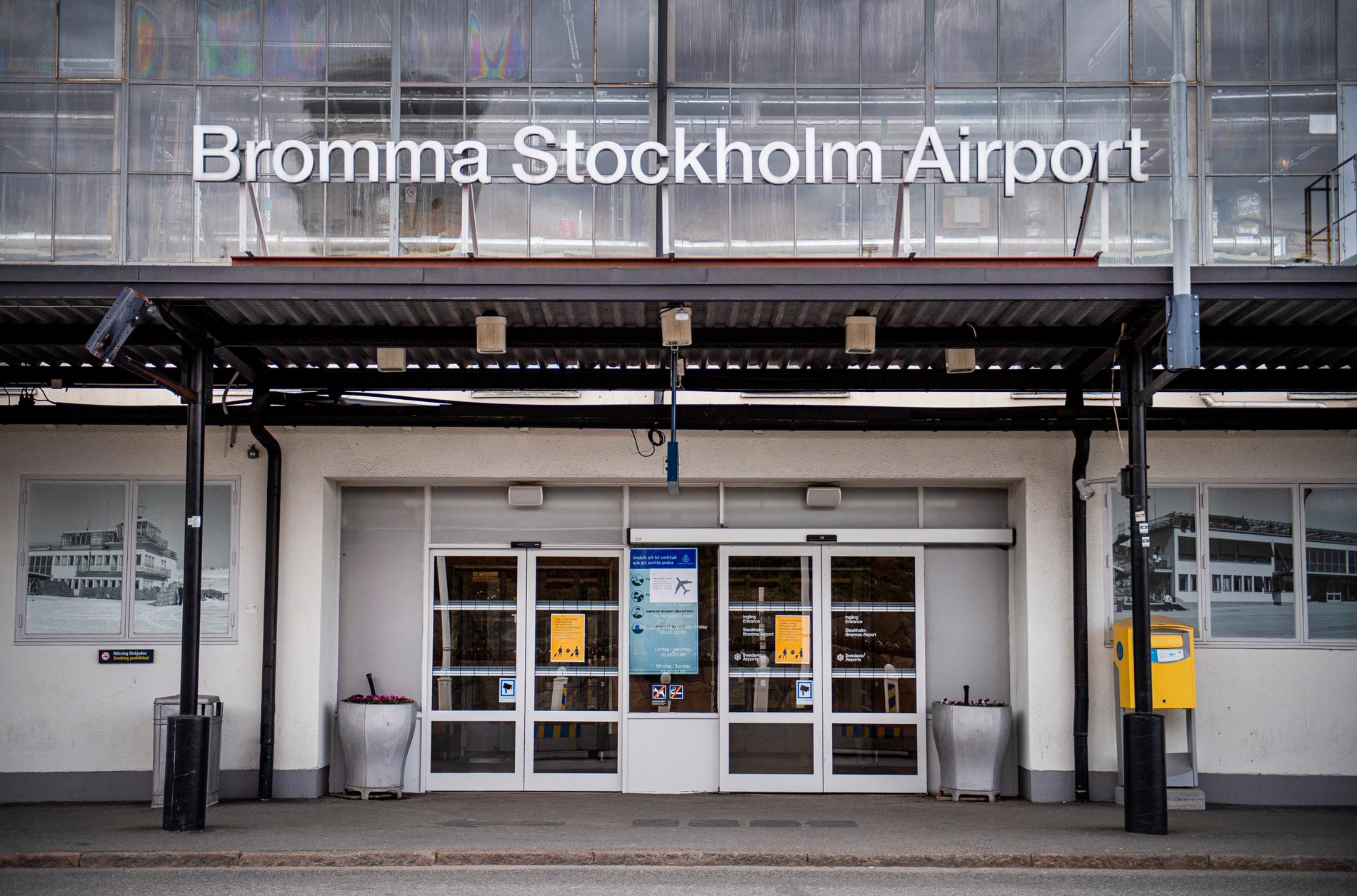 Entrén till Bromma Airport. 