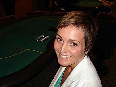 Pokerspelaren Charlotta Petersén, 35, hoppas spela hem miljonvinsten.