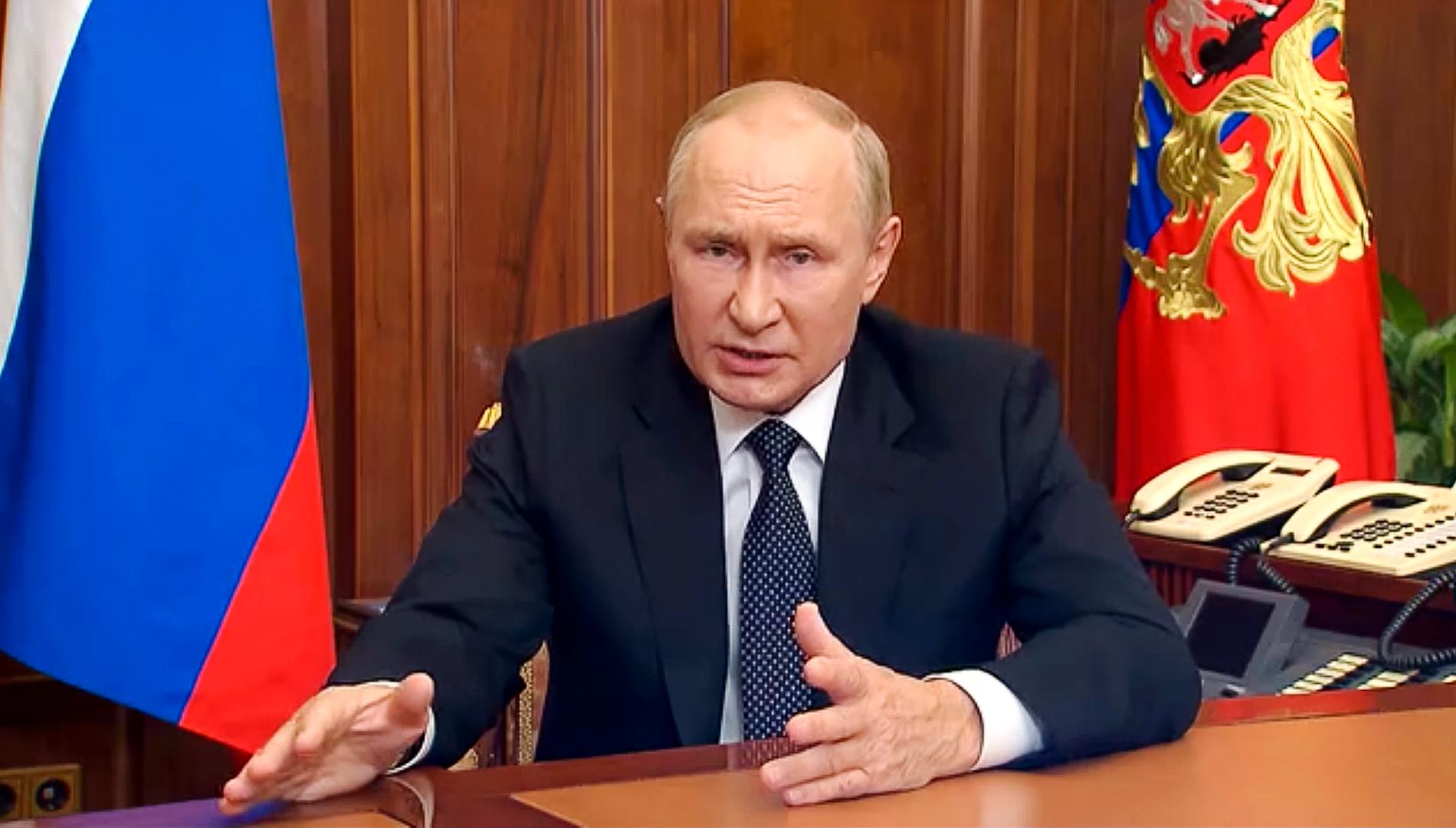 Putin håller tal till nationen.