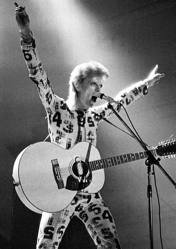 Stilikon  1972 lanserade David Bowie en platta som kom att få stort genomslag ända fram i vår tid: ”The rise and fall of Ziggy Stardust and the spiders from Mars”.