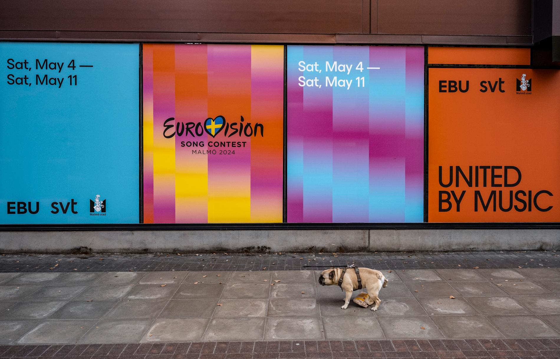 Reklam för Eurovision Song Contest (ESC) på fasaden på Malmö Arena i Hyllie.