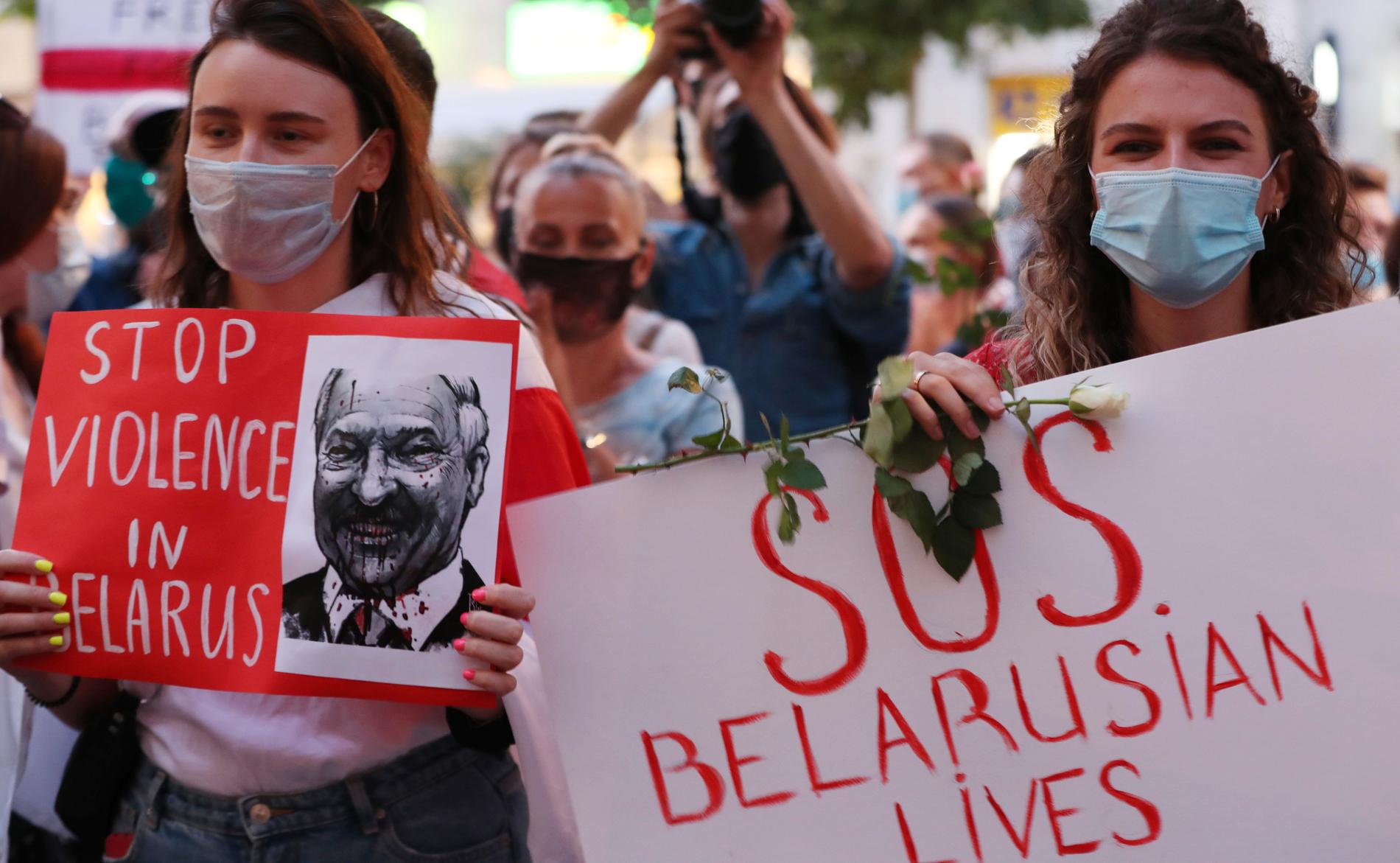 Mängder av demonstranter greps efter valet i Belarus. 