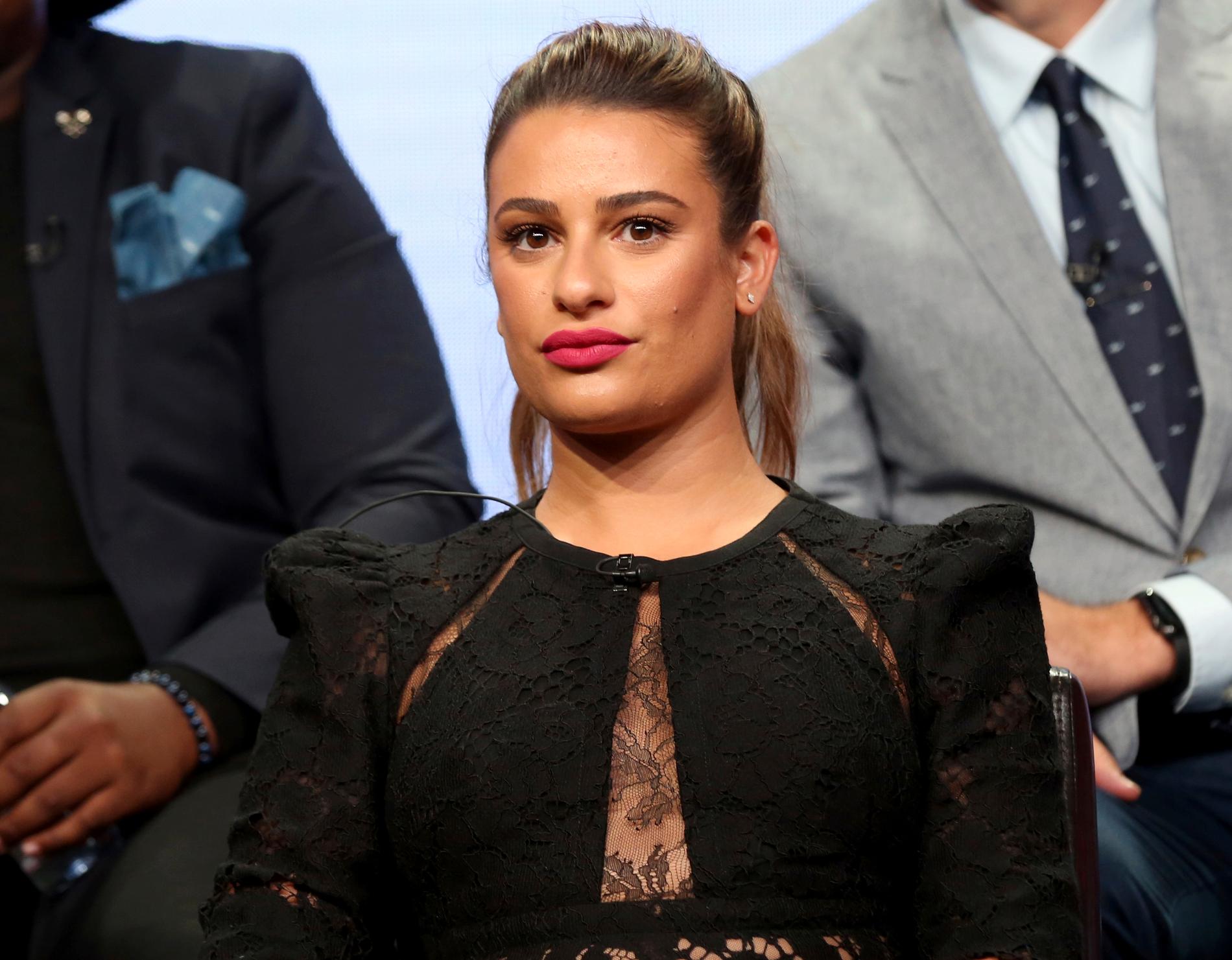 ”Glee”-stjärnan Lea Michele ber nu om ursäkt efter anklagelserna om att ha mobbat sina kollegor.