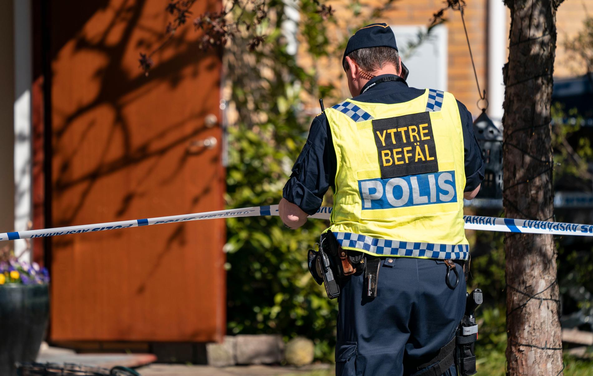 Ett grovt brott har begåtts i anslutning till en bostad i en stadsdel i Lund.