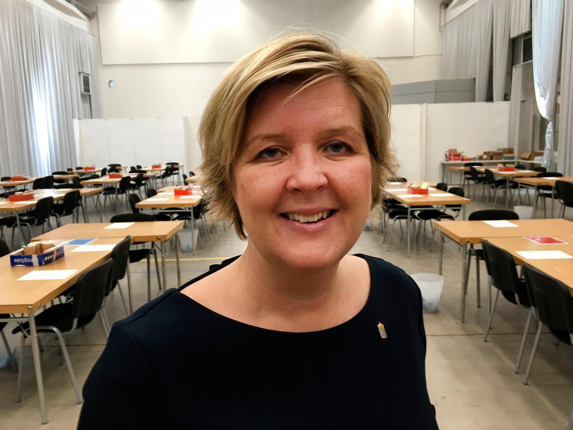 I valet till Europaparlamentet är Sverige en enda valkrets och då måste allt vara klart innan man kan meddela resultatet, säger Anna Blomberg, valansvarig i Västra Götalands län.