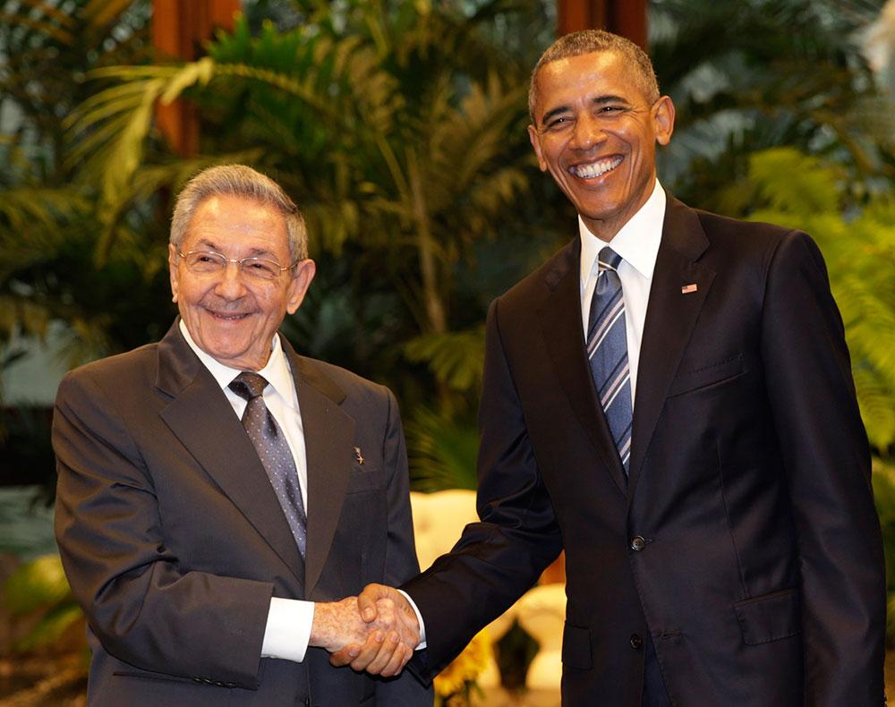 Obama gjorde ett historiskt besök på den kommunistiska ön 2016 och närmade sig regeringen i Havanna genom lättnader av en del restriktioner för resande, handel och ekonomi.