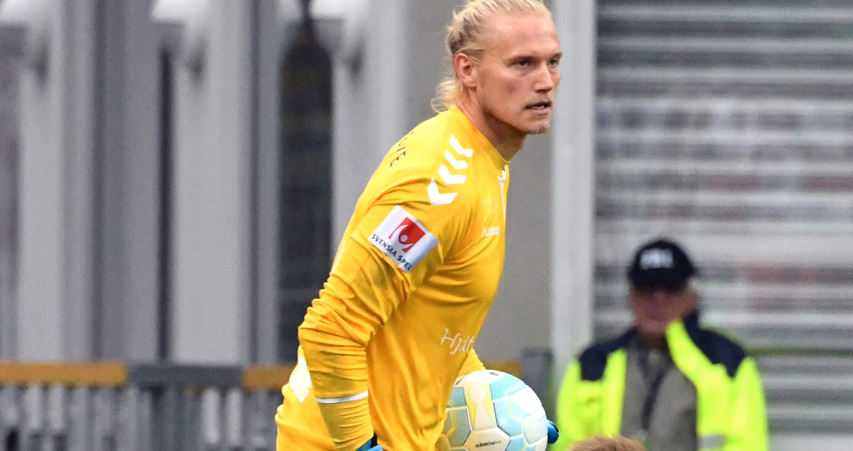 Kalmars målvakt Ole Söderberg under en match mot Örebro