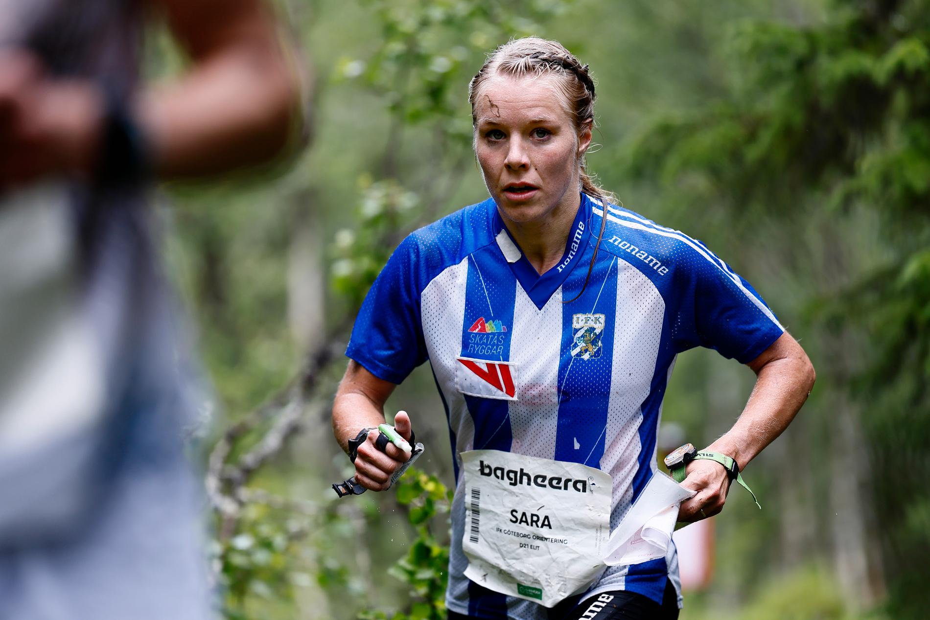 Sara Hagström tillhör Sverige-eliten i orientering. 