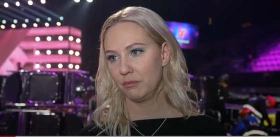 Clara Klingenström bröt ihop i tårar efter tävlingen. 