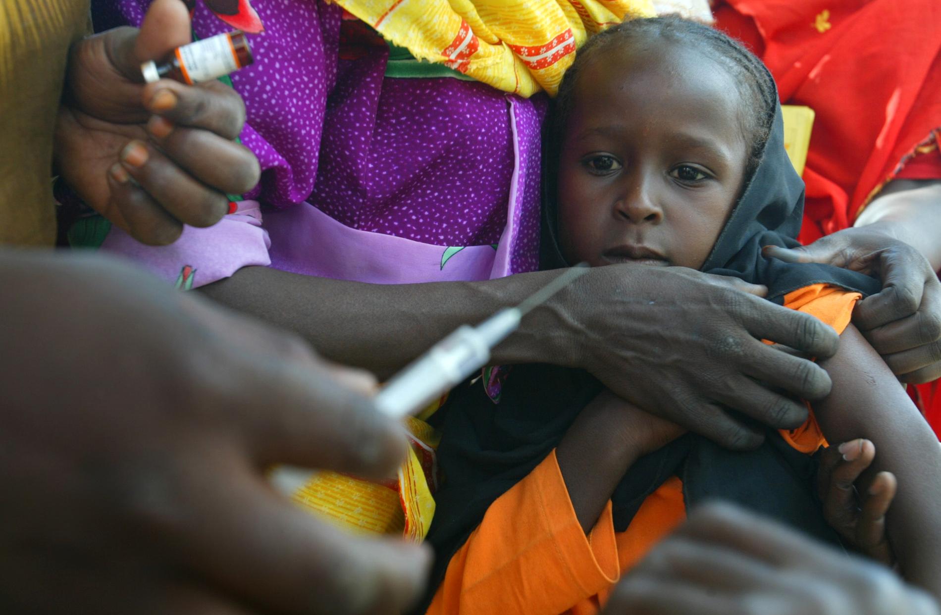 Vaccinationer mot mässling och polio ges i Bahai, vid gränsen mellan Tchad och Sudan. Arkivbild.