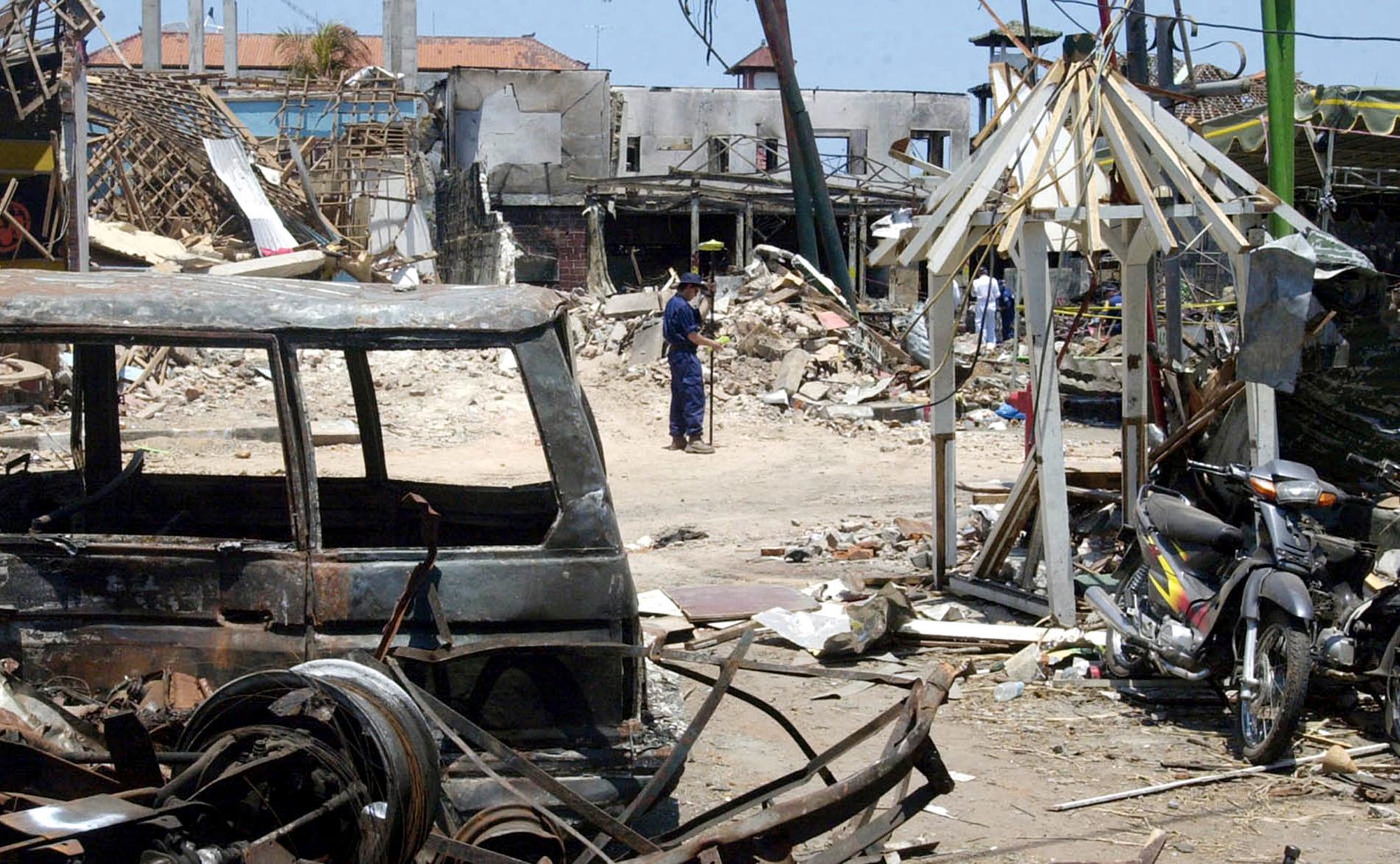Förödelse efter bombdådet på Bali 2002. Arkivbild.