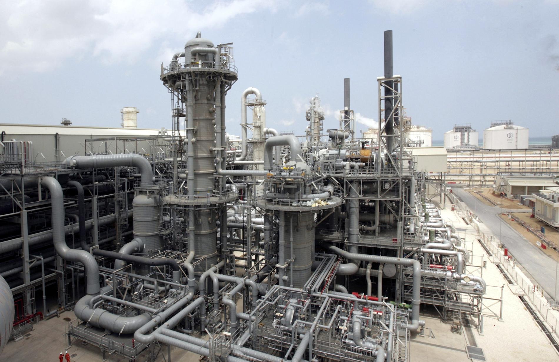Qatargas 2 – världens första helt integrerade satsning på flytande naturgas (LNG) – invigdes den 2009 av den qatariske emiren Sheikh Hamad bin Khalifa al Thani.
