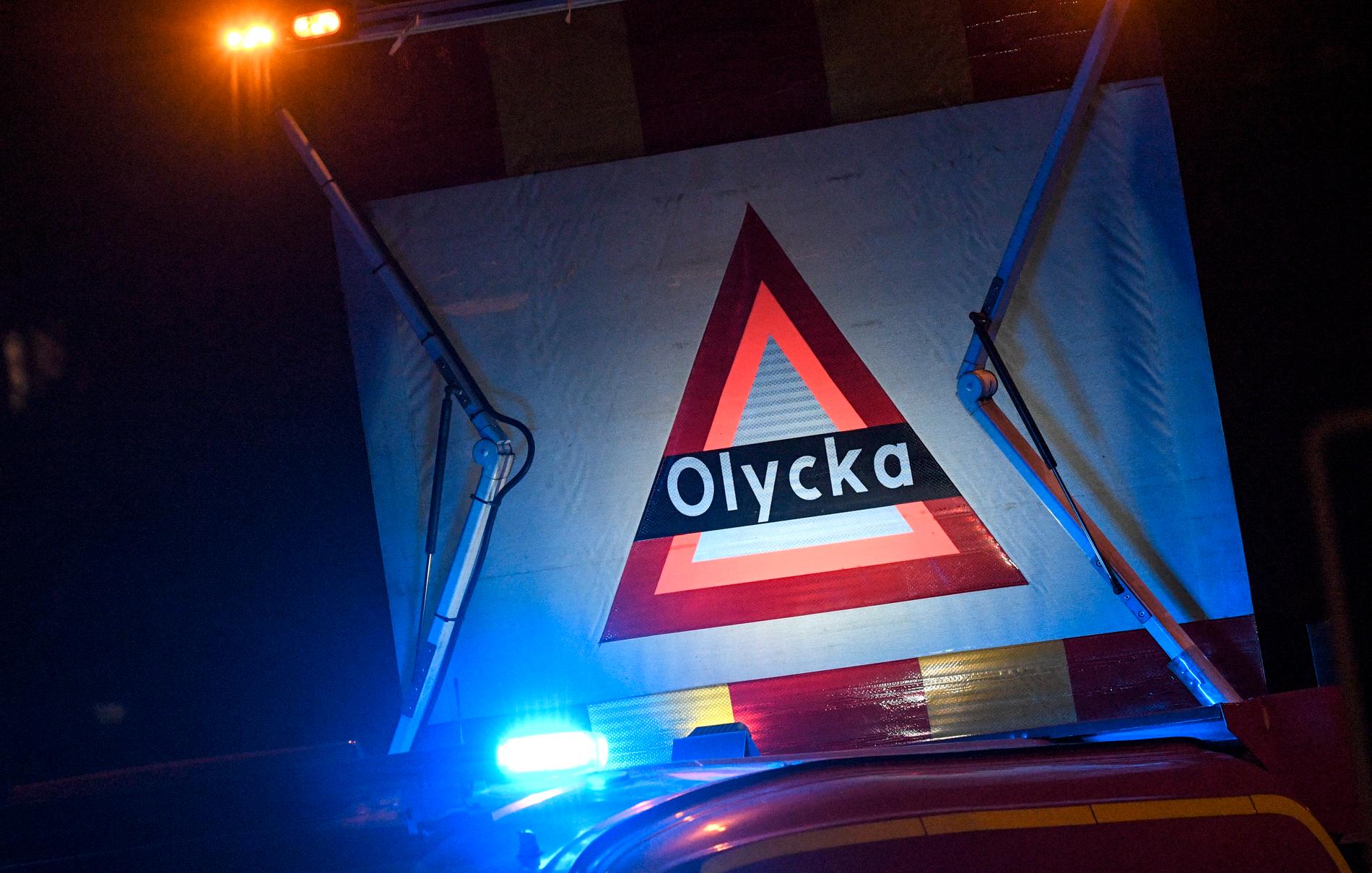 Fem personer fördes till sjukhus efter en olycka på E18 i Karlskoga. Arkivbild.