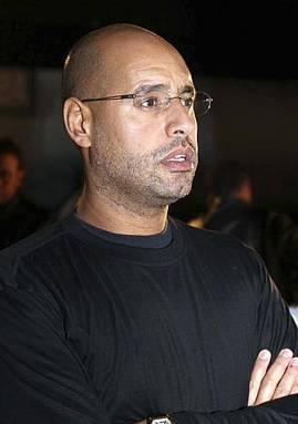 Moammar Gaddafis son Saif al-Islam har blivit tillfångatagen i Tripoli.