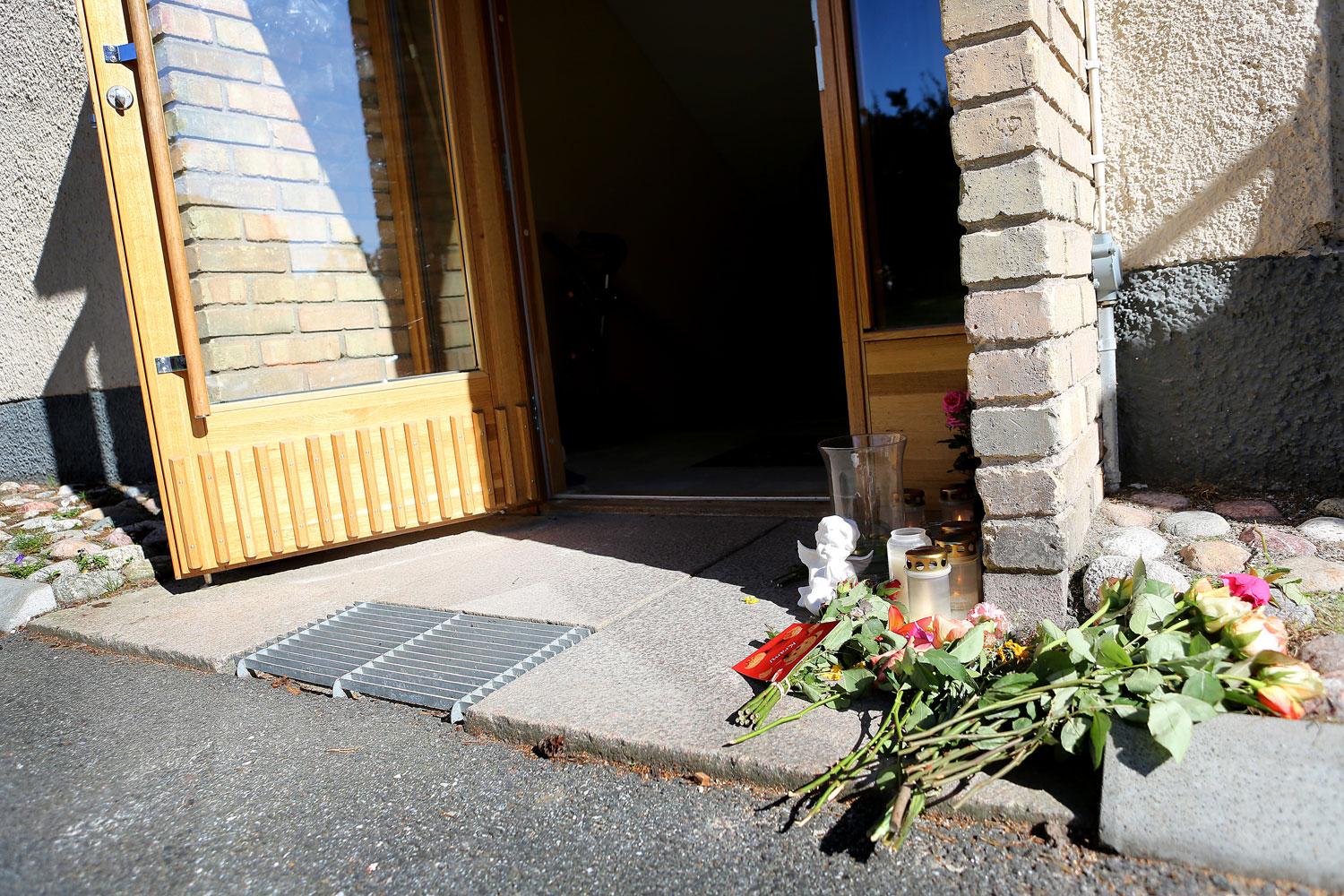 Mordet på en 13-årig flicka i Täby har nu väckt Linköpingspolisens intresse.
– När det inträffar något grovt brott mot barn är det intressant för vår utredning, säger Linköpingspolisens utredare Jan Staaf.