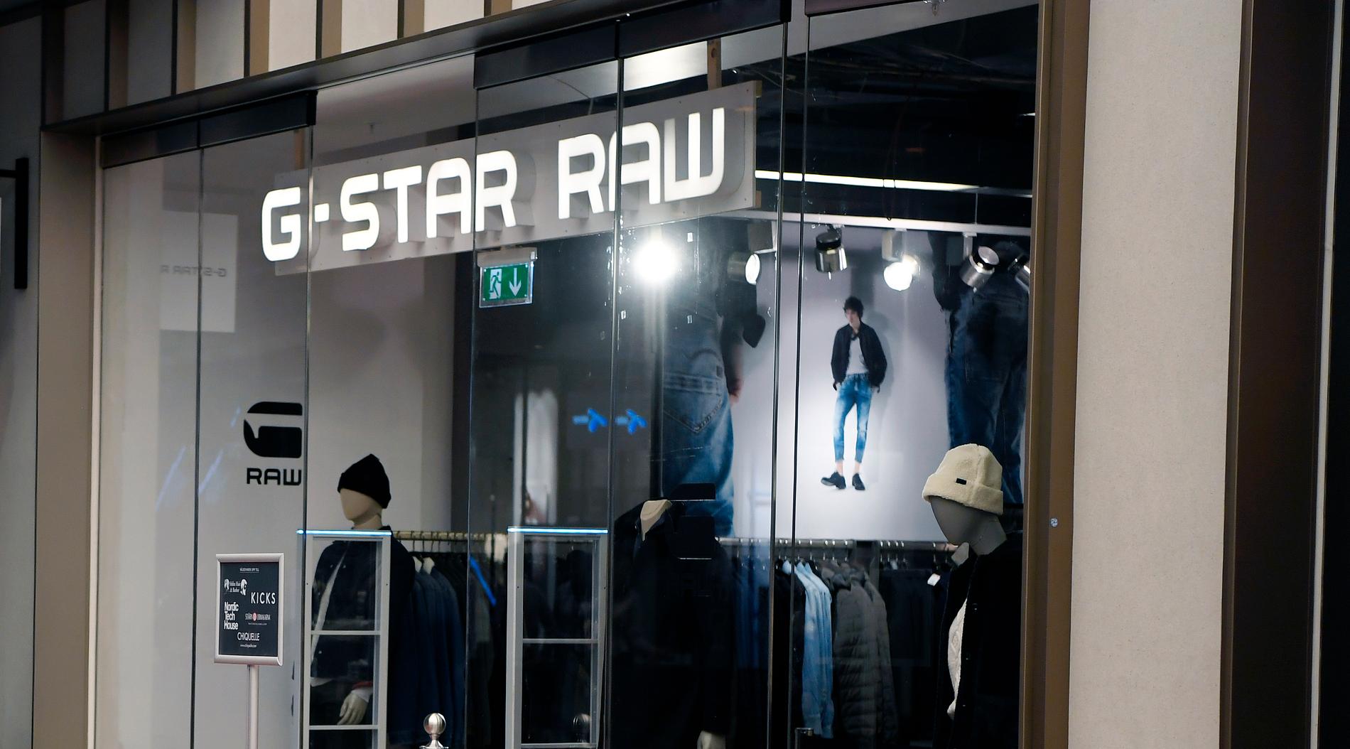 Klädkedjan G-Star Raws tolv butiker i Sverige stänger.