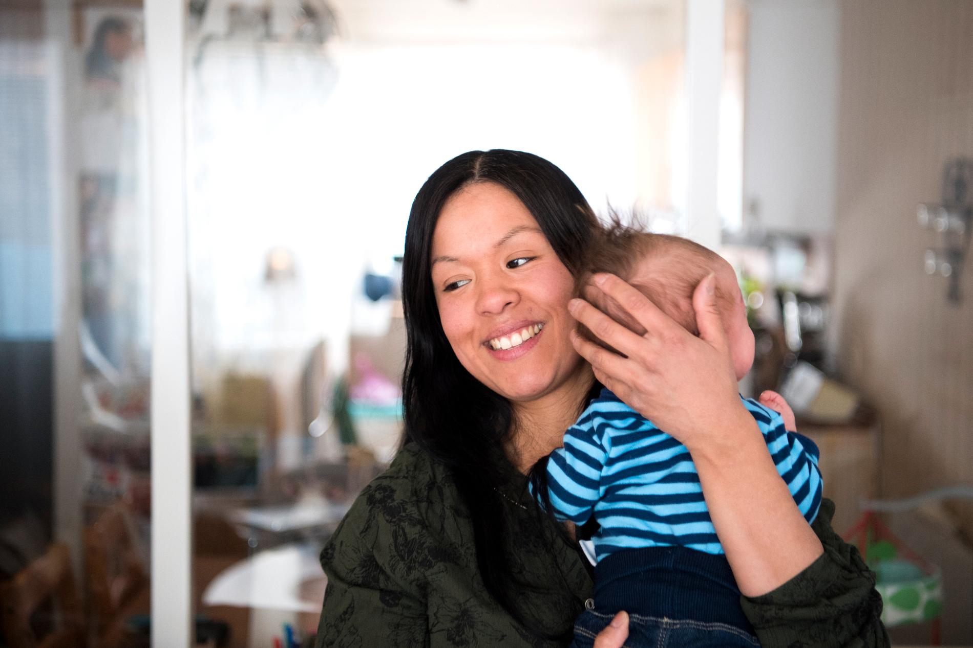 Som ensamstående mamma var det extra värdefullt för Maria Sundqvist att förlösas av en barnmorska som hon redan kände.