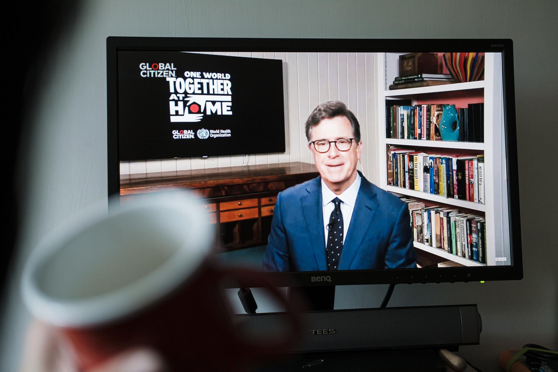 Stephen Colbert var en av tre värdar.