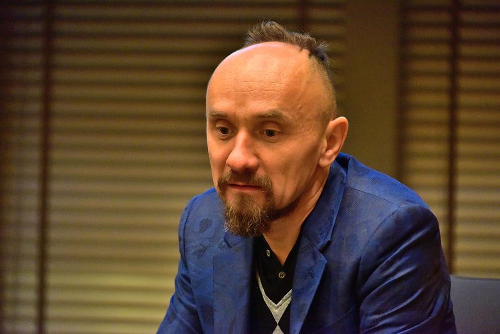 Den polske regissören Jan Klata deltog på det internationella seminariet ”Det nya Europa – röster från scenen, en ny politisk situation” som hölls på Kulturhuset i går.
