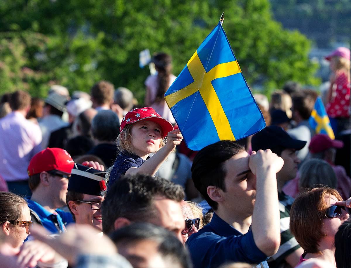 Att känna stolthet för Sverige och värna våra traditioner - som nationaldagsfirandet på Skansen - är inget att skämmas för.