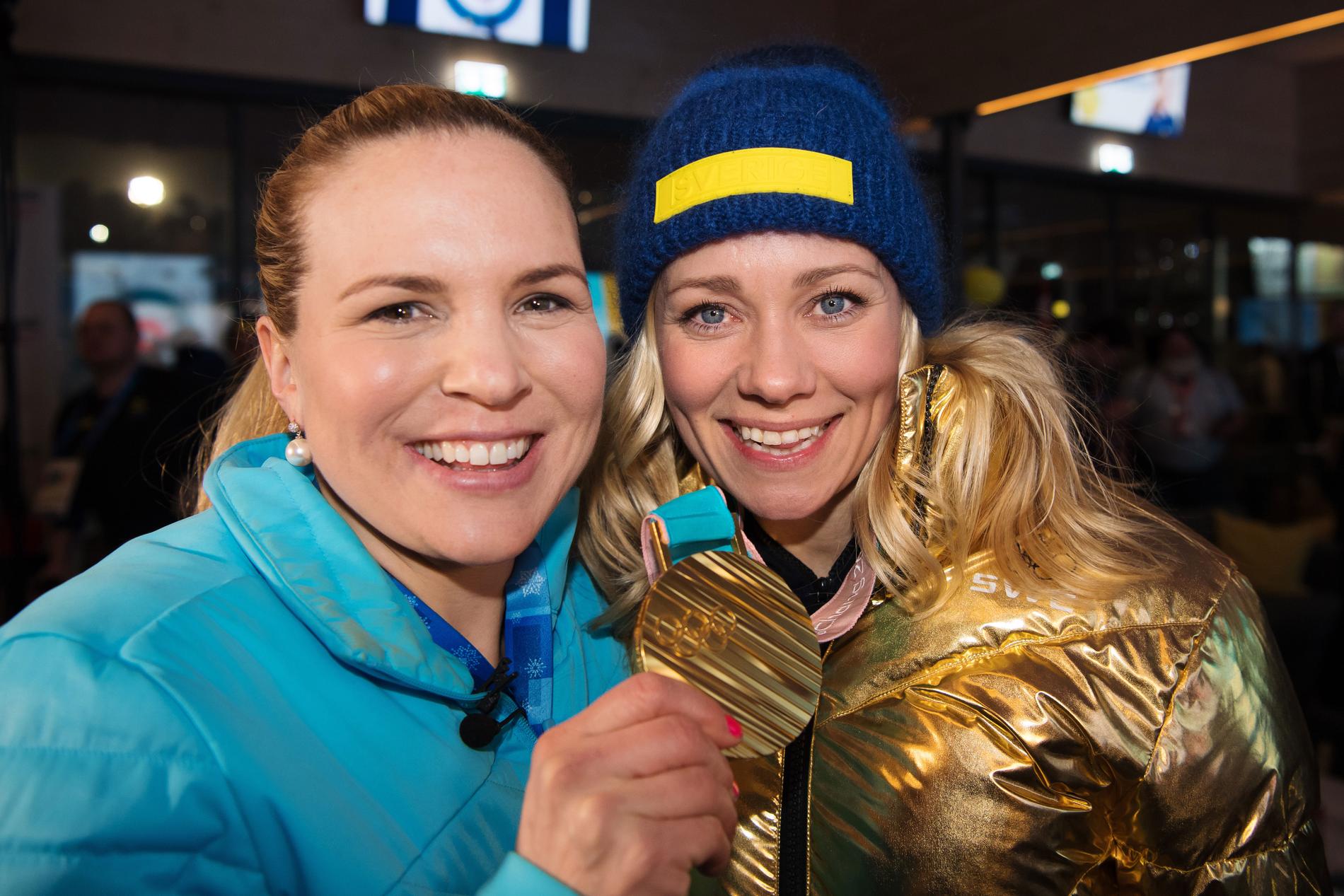 Anja Pärson och Frida Hansdotter efter guldet i OS i Pyongchang
