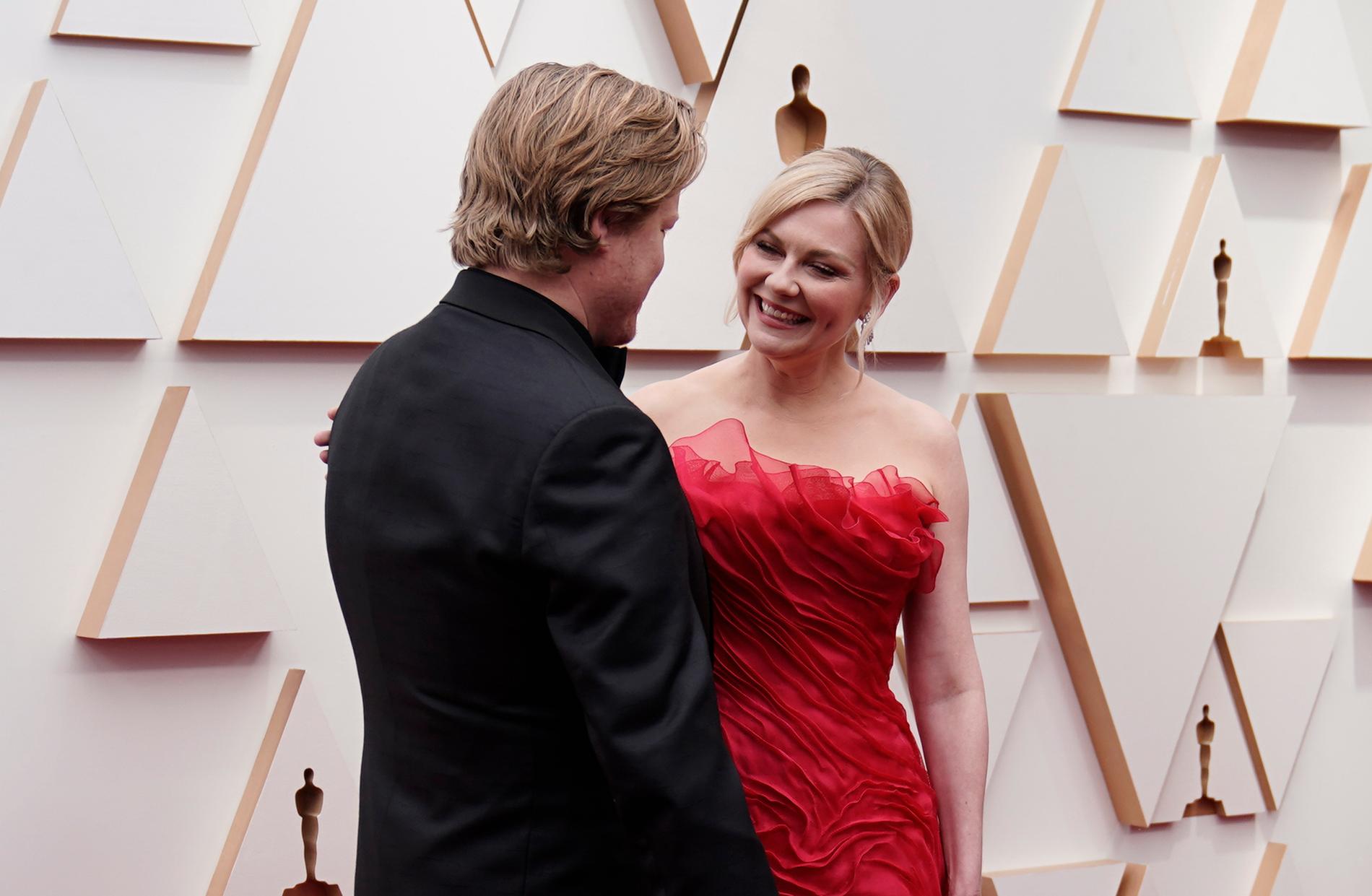 Jesse Plemons och Kirsten Dunst på årets Oscarsgala.