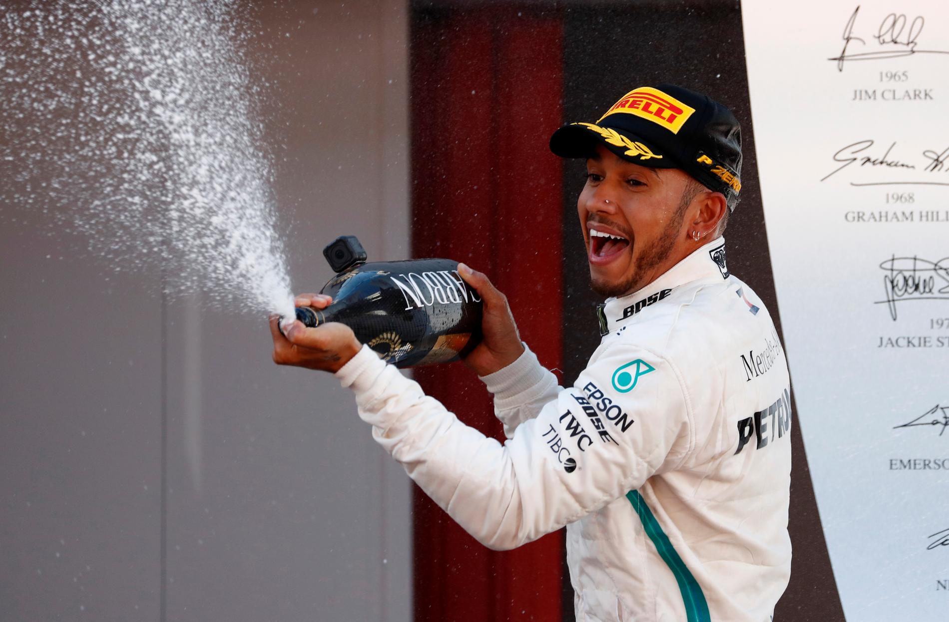 Lewis Hamilton kan jubla - F1-föraren skriver nytt avtal med Mercedes 2019–2010